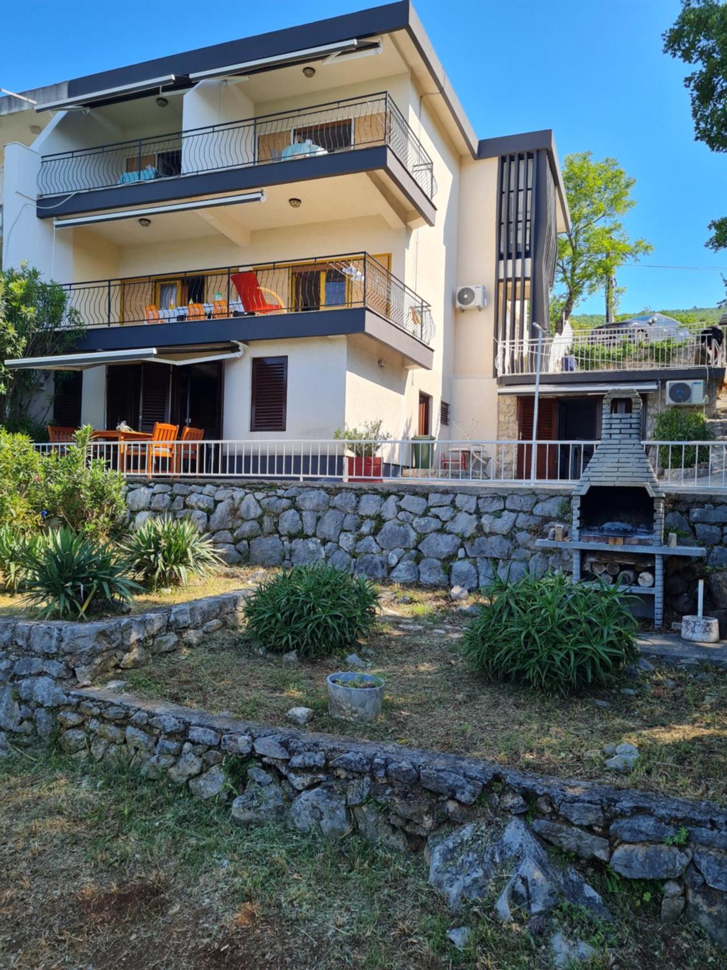 Apartmani E&G Dramalj Exterior photo
